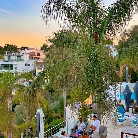 Portals Hills Boutique מלון 5*