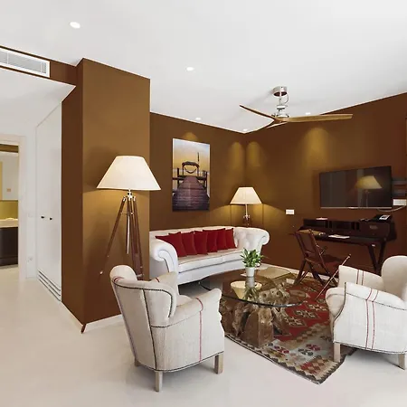 מלון Portals Hills Boutique 5*